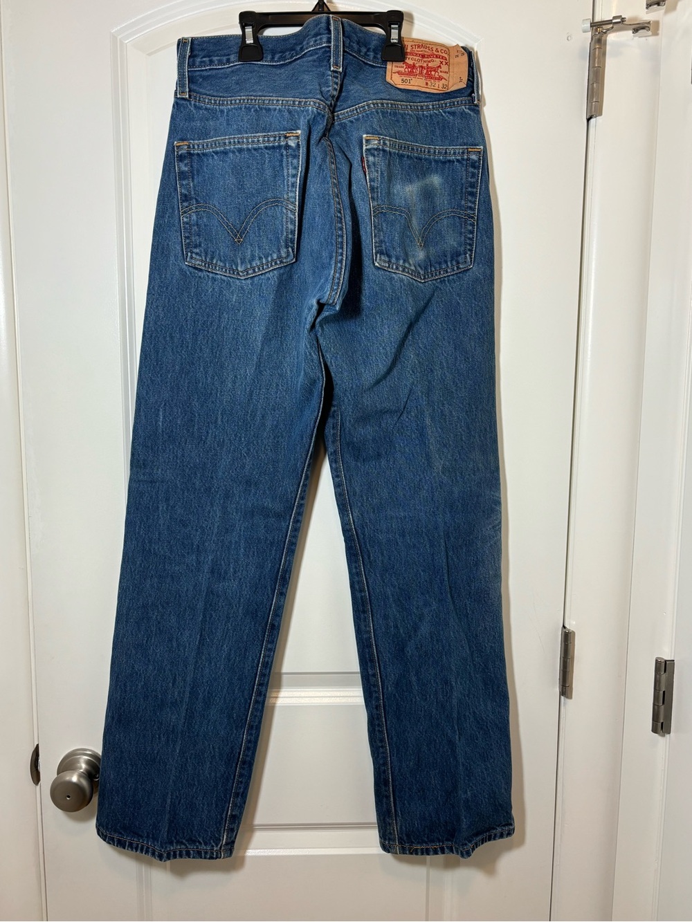 Levi's 501 Men's Blue Relaxed Straight Jeans - Picture 7 of 11